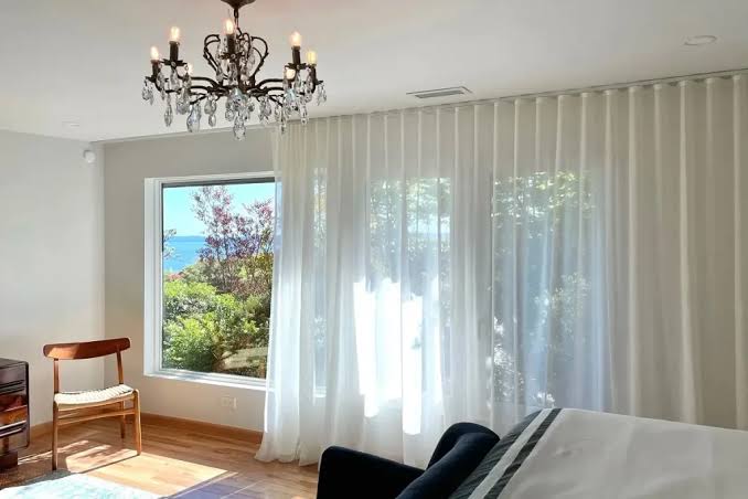 how wide should curtains be