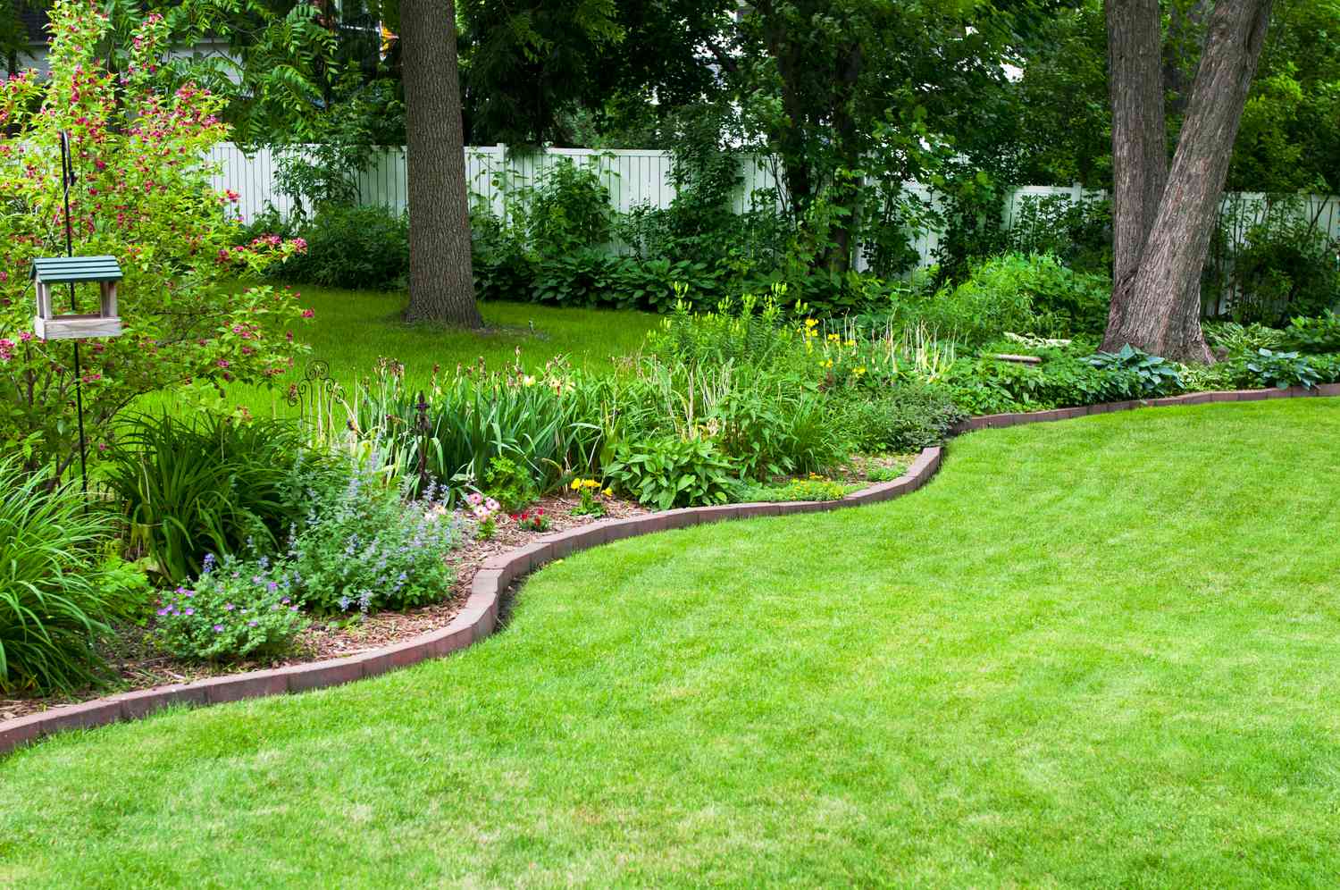 garden edging ideas