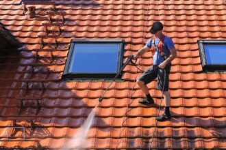 tile roof cleaning