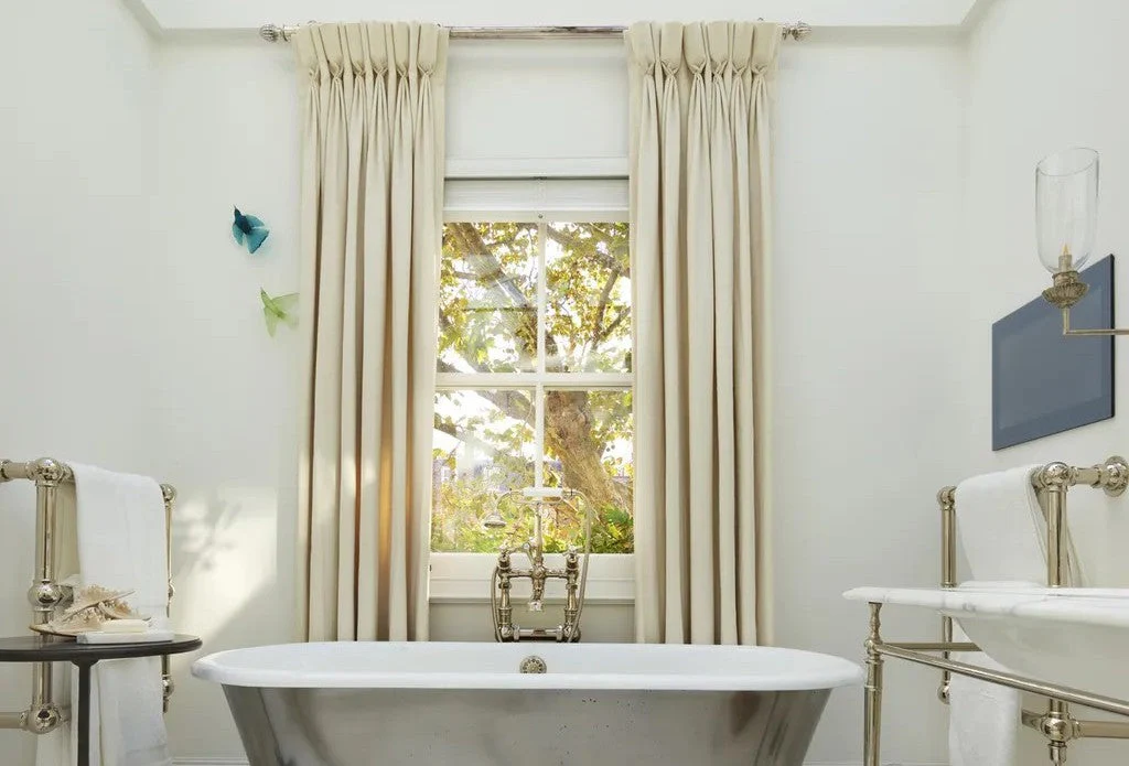 bathroom window curtains