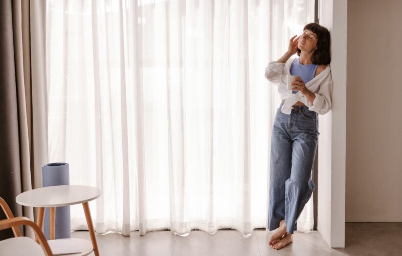 how wide should curtains be