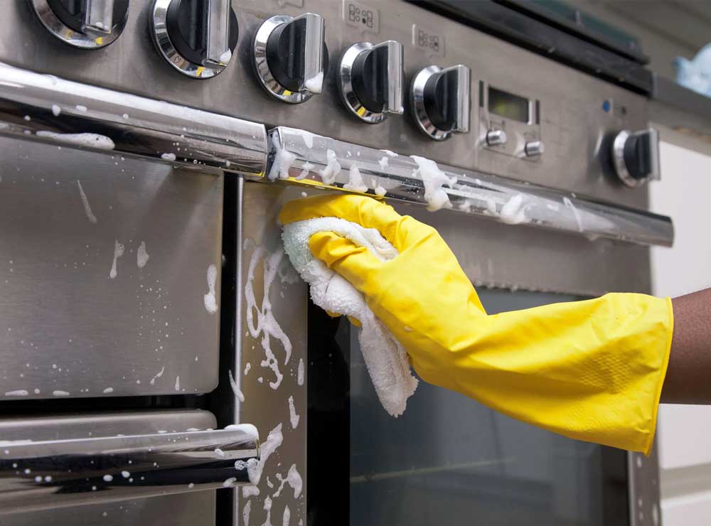kitchen deep cleaning